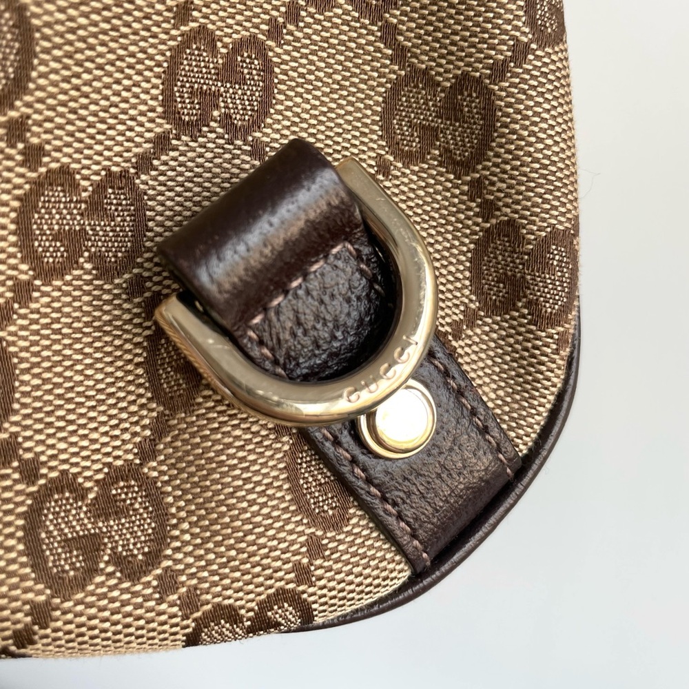 GUCCI ♥️ Small Vintage Handbag in Brown 🌹 - Picture 11 of 16